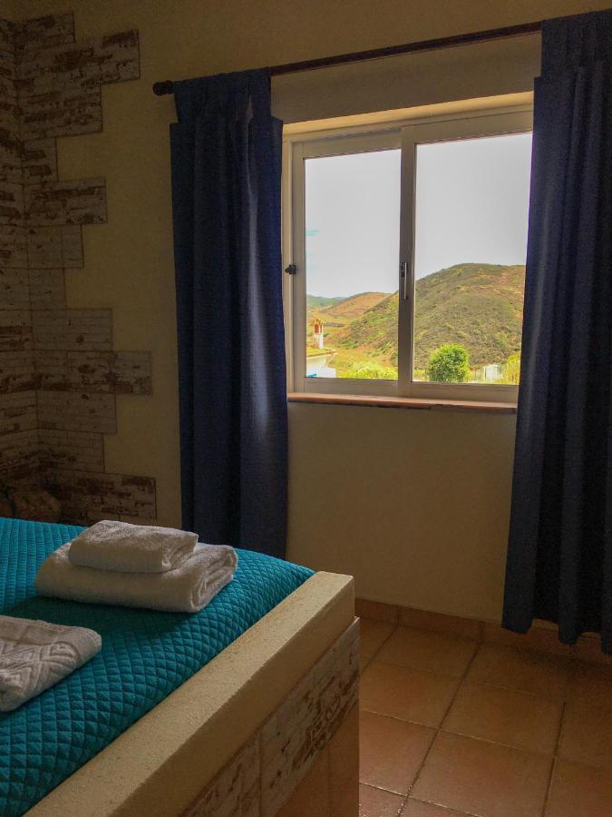 Carrapateira Lodge Экстерьер фото